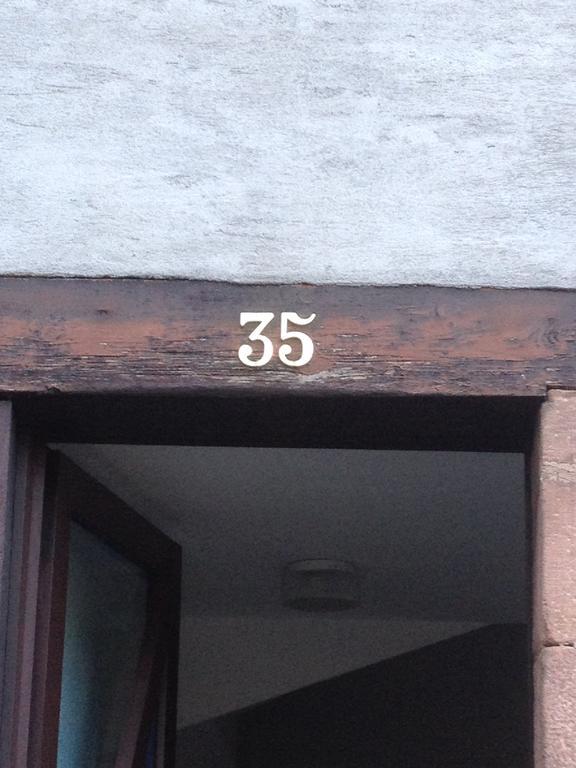 Chez Noah Le Vigneron Apartment Ribeauvillé Стая снимка